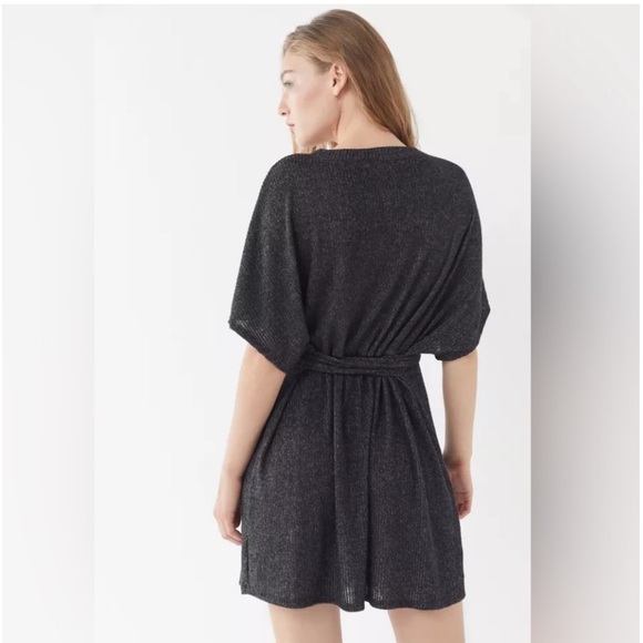 👚Urban Outfitters Soft Cozy Ribbed Tie Wrap Sweater Mini Dress Size(M)Blk - Picture 2 of 8